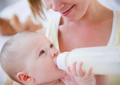 Liều lượng “chuẩn” váng sữa trẻ nên dùng 1 ngày?