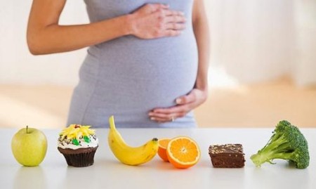 [Infographic] Mẹ bầu cần những loại Vitamin nào?